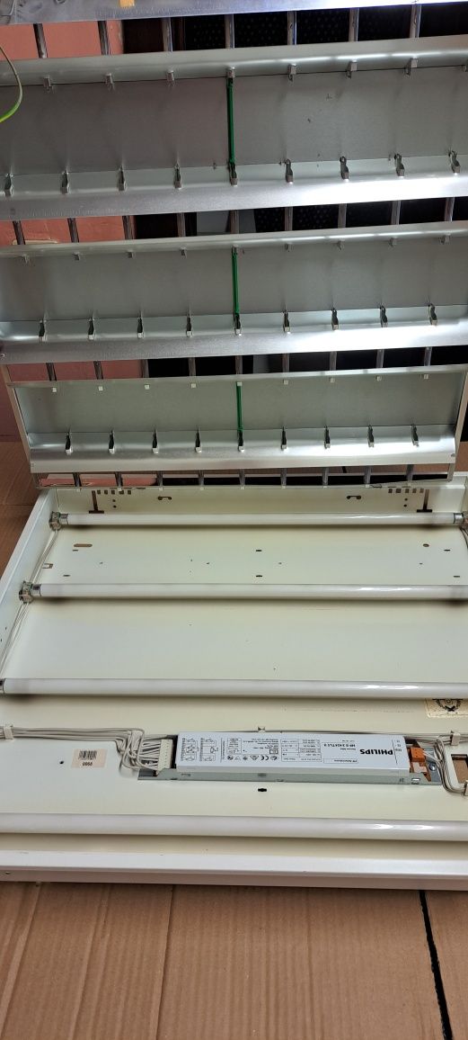 Armadura lampada fluorescente 60x60