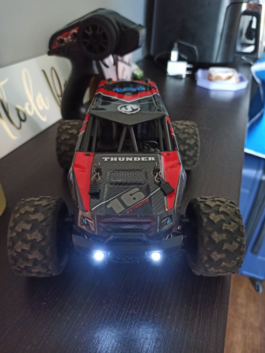 Model RC samochód zdalnie sterowany Grzmot (Thunder) 1:16