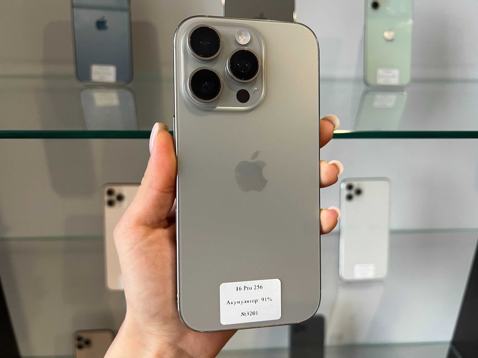 iPhone 16 Pro 256 gb Neverlock / від Магазину + Гарантія / Обмін