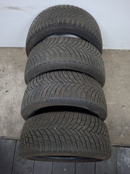 Opony zimowe Firestone