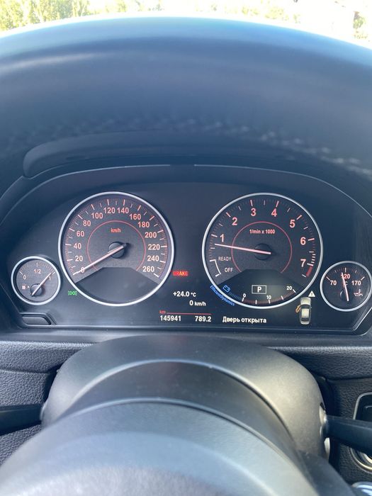 BMW F30 (FL) 330i