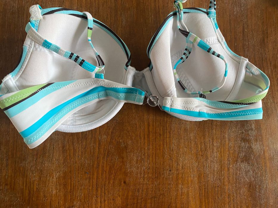 Bikini biustonosz kąpielowy góra od kostiumu paski