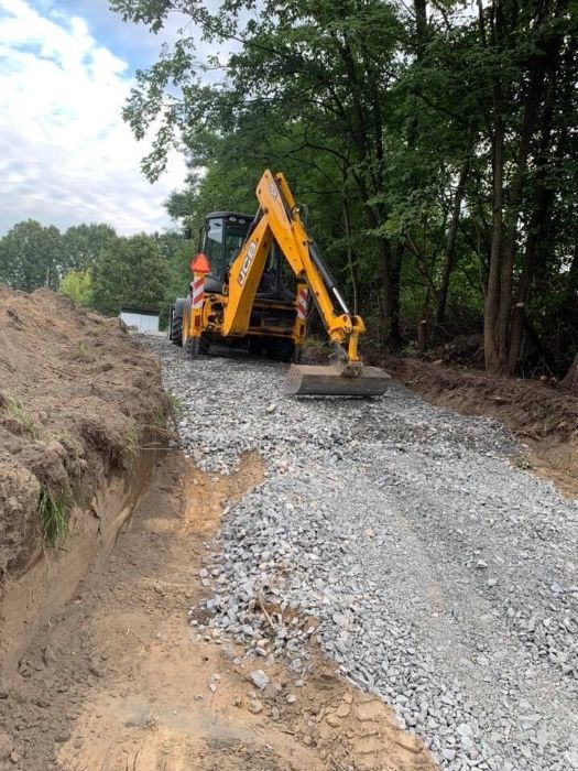 Roboty ziemne transport Giebułtów Kraków koparko-ładowarka JCB 3CX