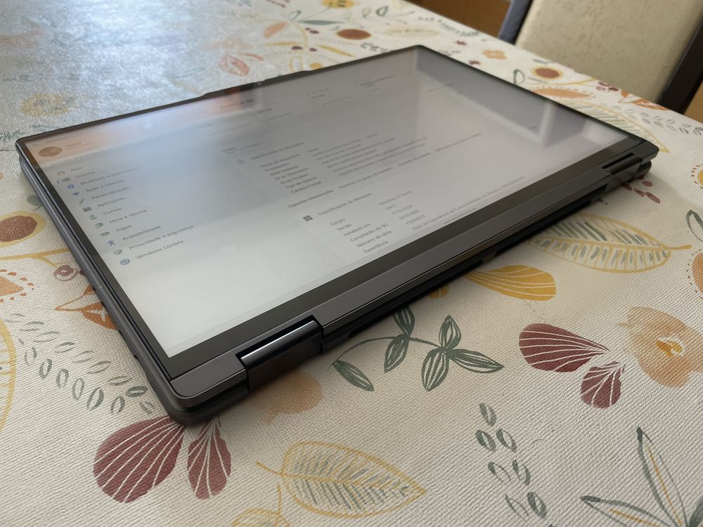 Portátil LeNovo touch 16 polegadas