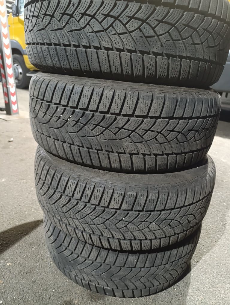 Зимові шини GoodYear Ultra Grip Performance, 195/55 R15 85H