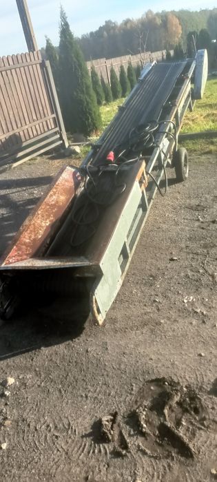 Podajnik tasmowy dmuchawa żmijka do zboża