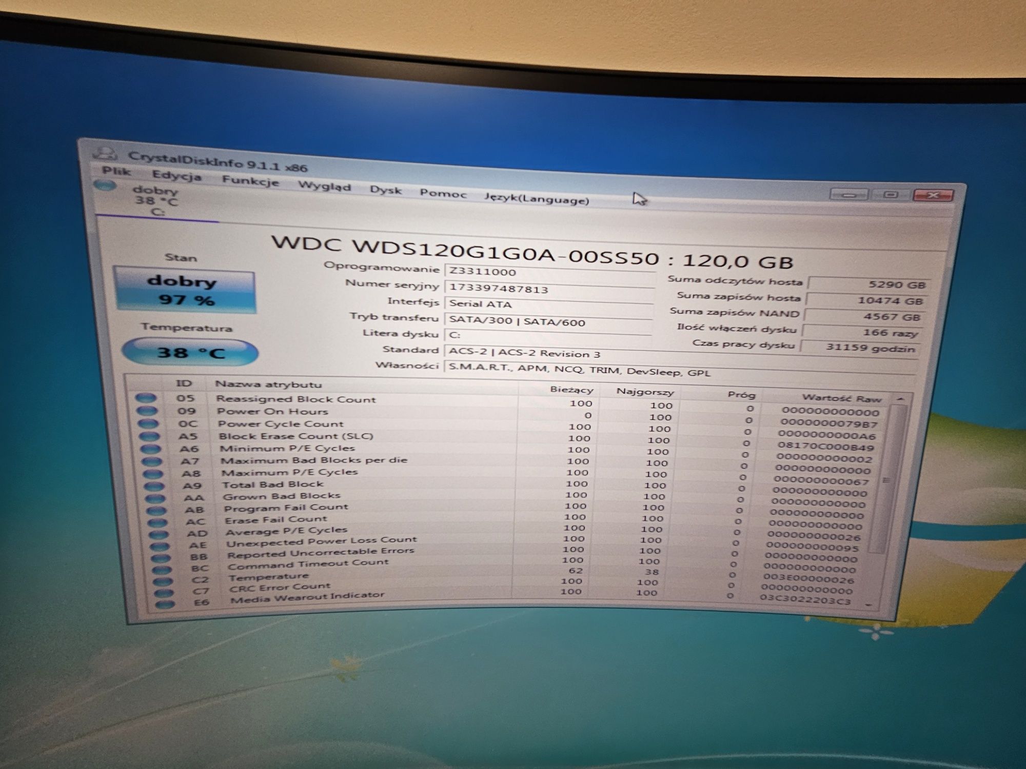 Komputer PC chiftec 600w g860 ssd geforce 8400gs 4gb biuro
