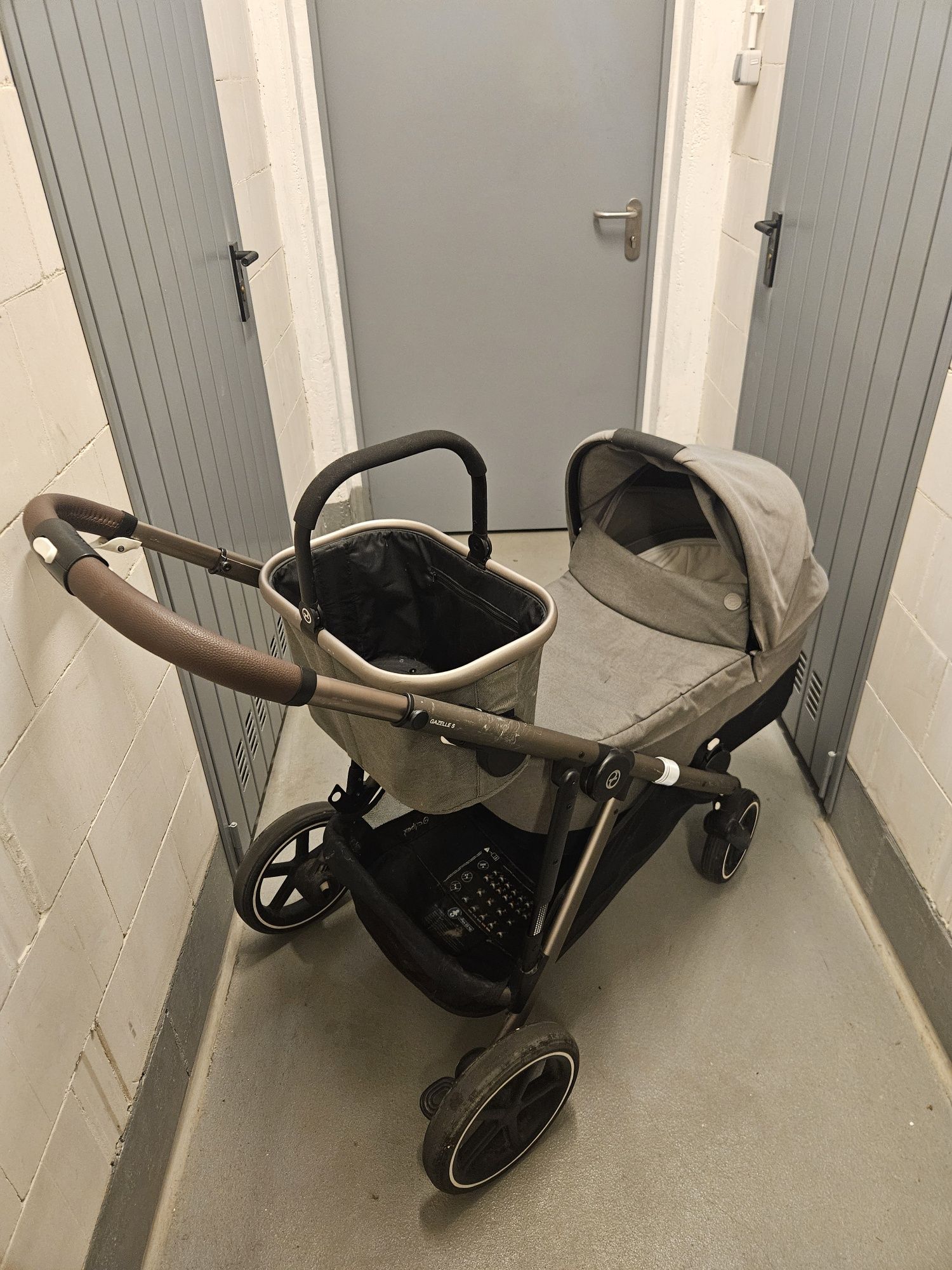 CYBEX GAZELLE S (2 spacerówki, gondola, kosz)