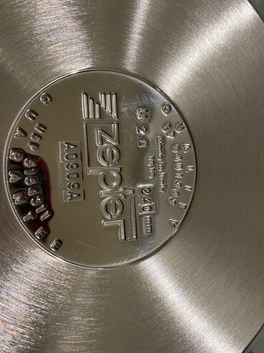 Гриллер TP-020-24-SC Zepter