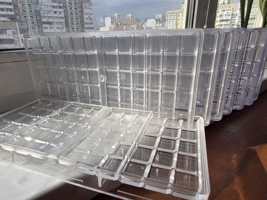 Полікарбонатні форми для шоколаду