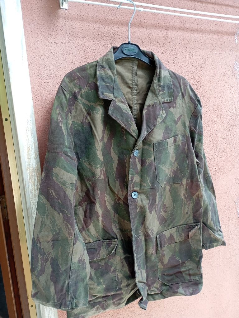 Casaco de caça, camuflado, XL, usado uma vez