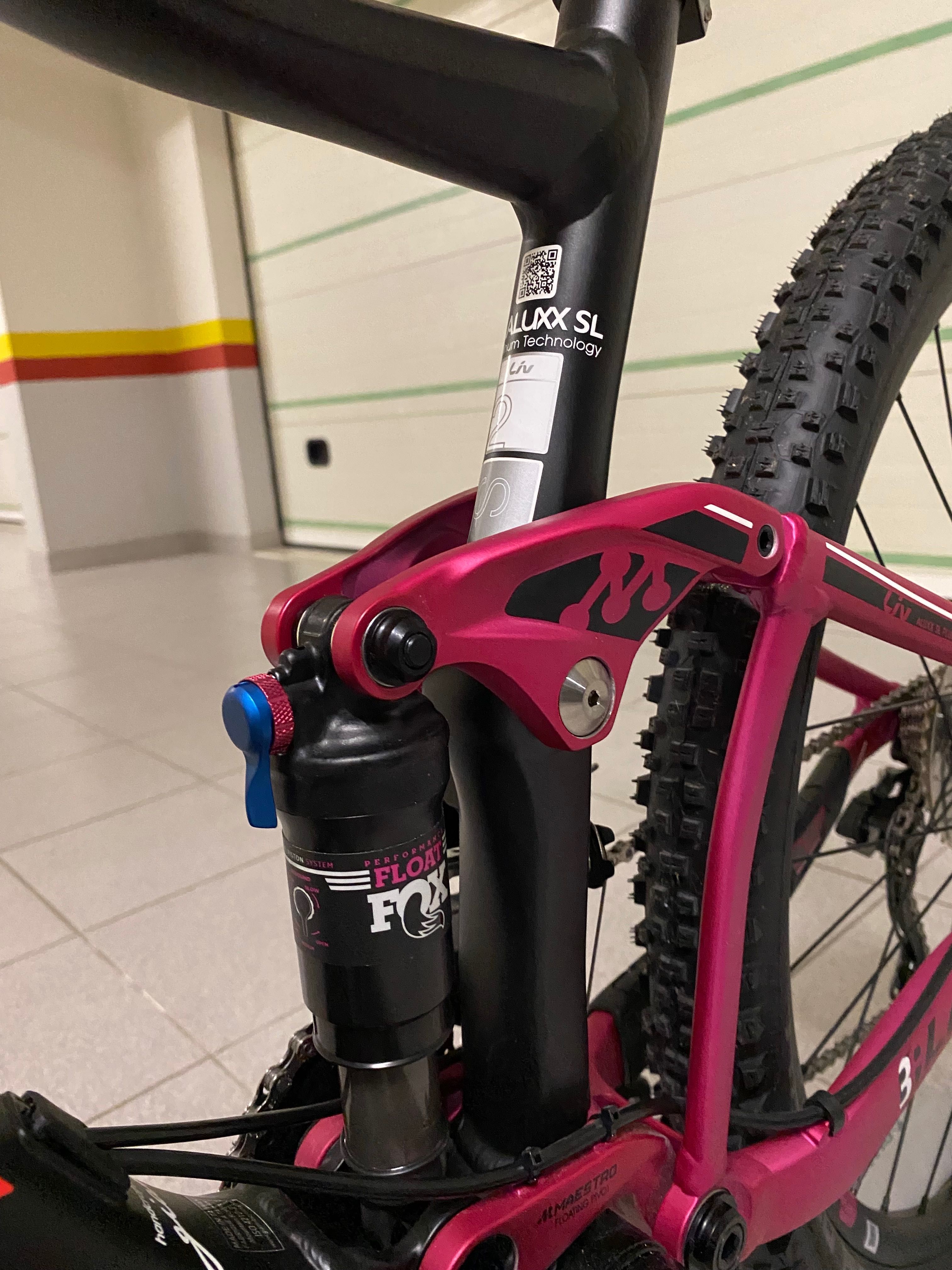 Bicicleta suspensão total Fox