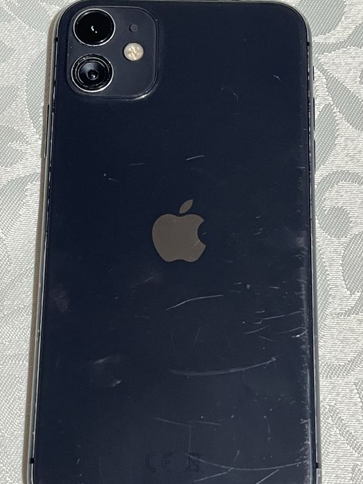 Iphone 11 a funcionar mas ecra estalado