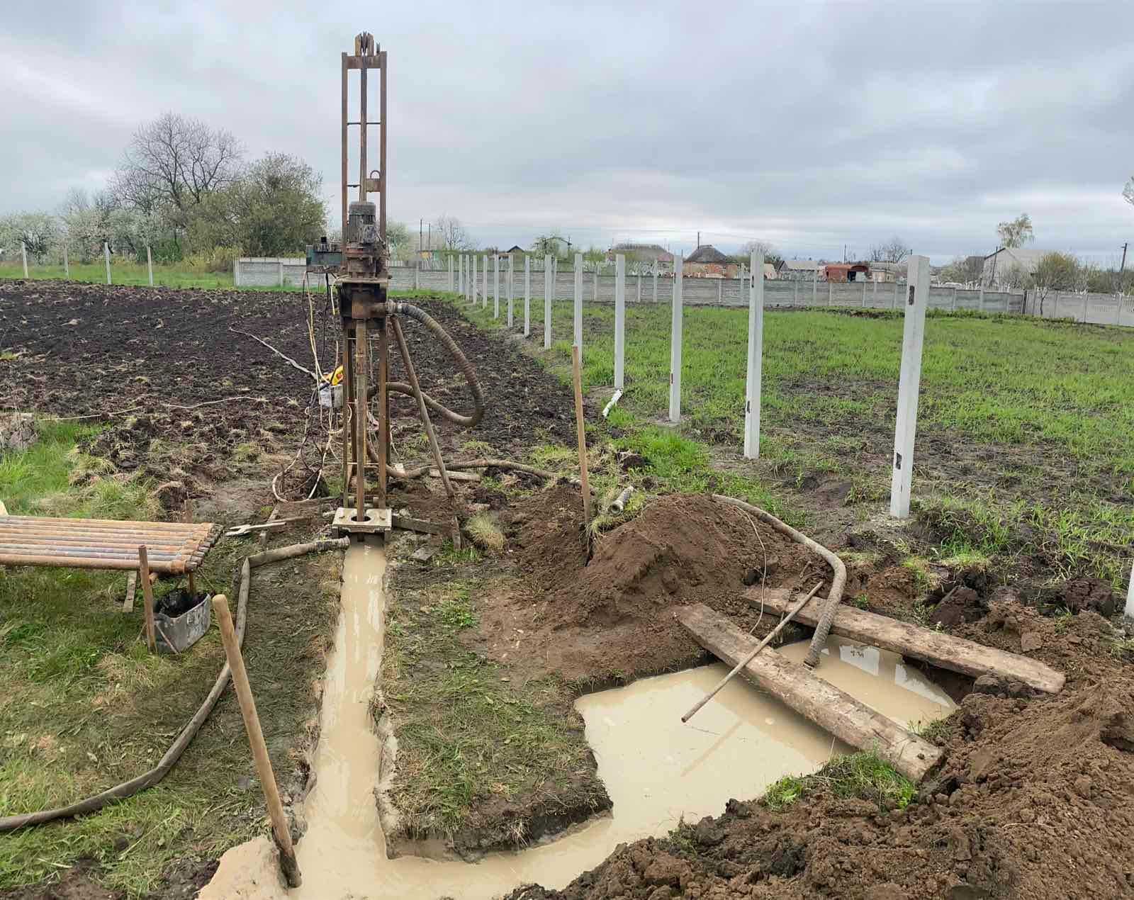 Цена  Бурение скважины (Буріння свердловин) на воду под ключ Яготин