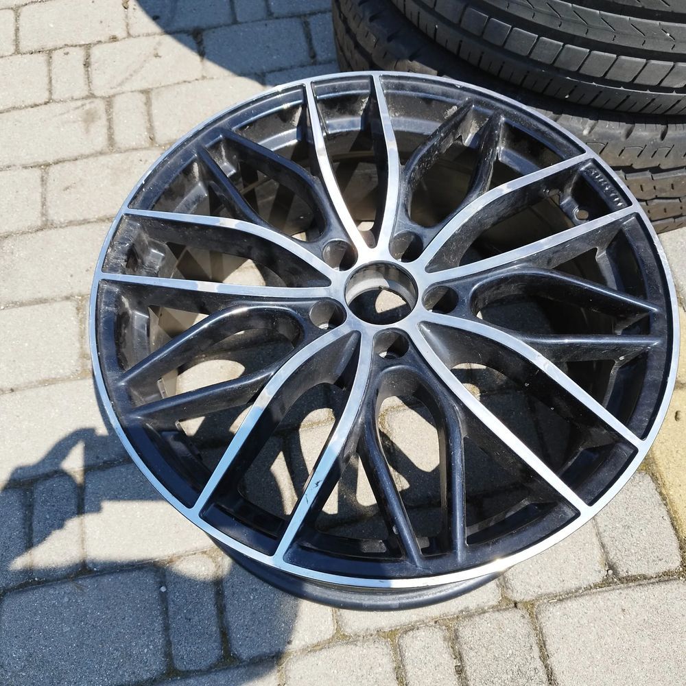 aluminiowa felga 5x112 8.5j19 nb performance et45