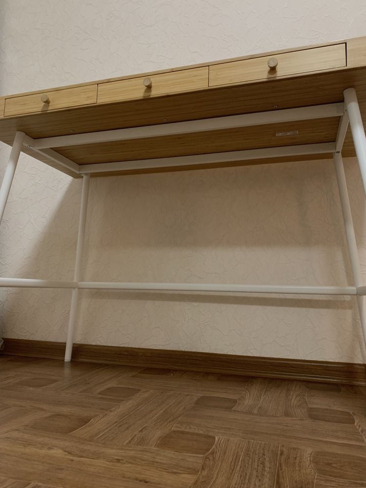 Стіл письмовий IKEA LILLASEN
