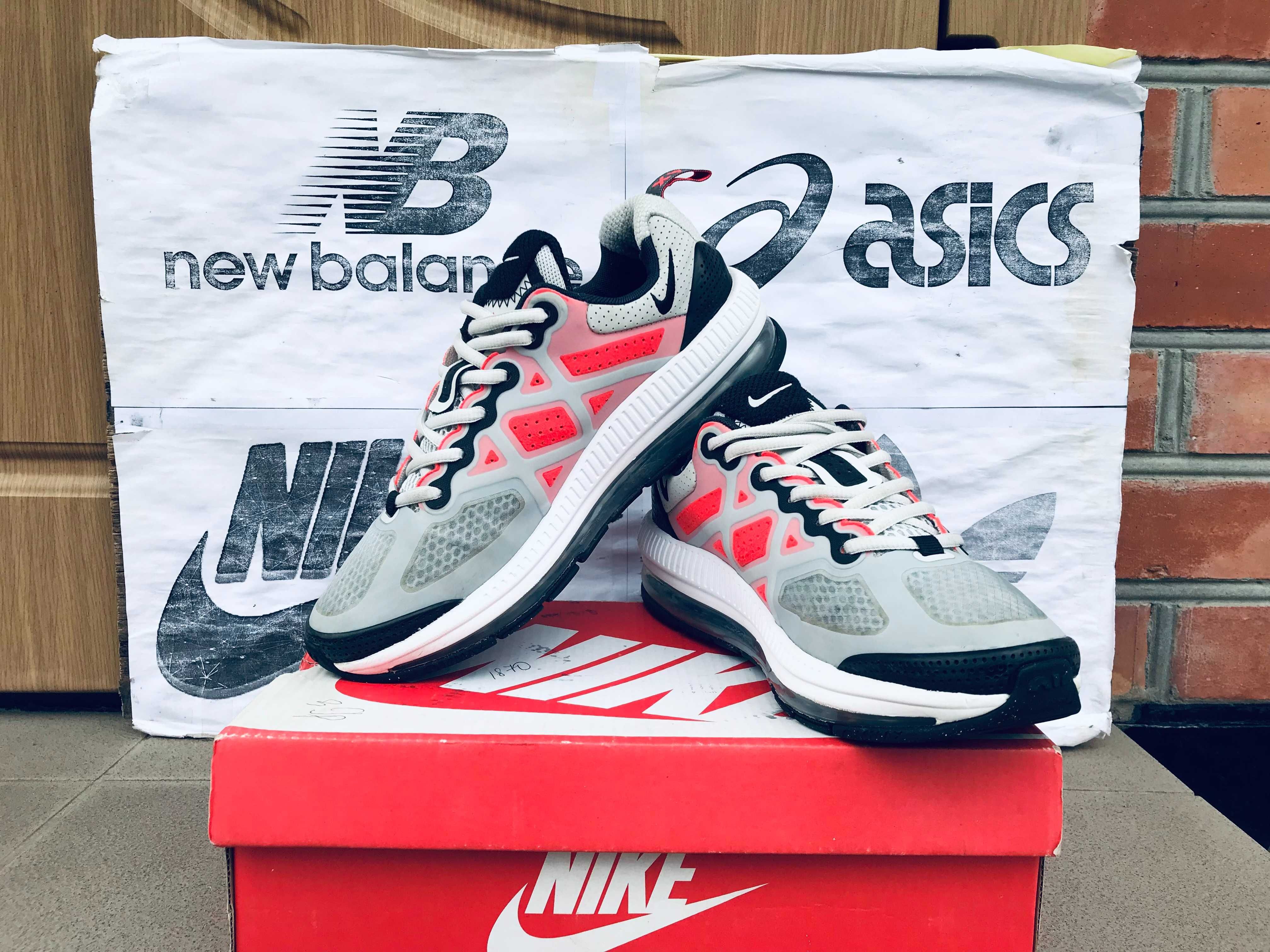 Кроссовки Nike Air Max Genome для тренировок беговые