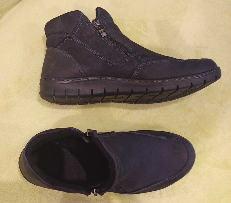 Granatowe, zimowe botki Lasocki 39