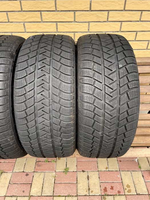 Шини Резина 255.55 R18 Michelin Зима