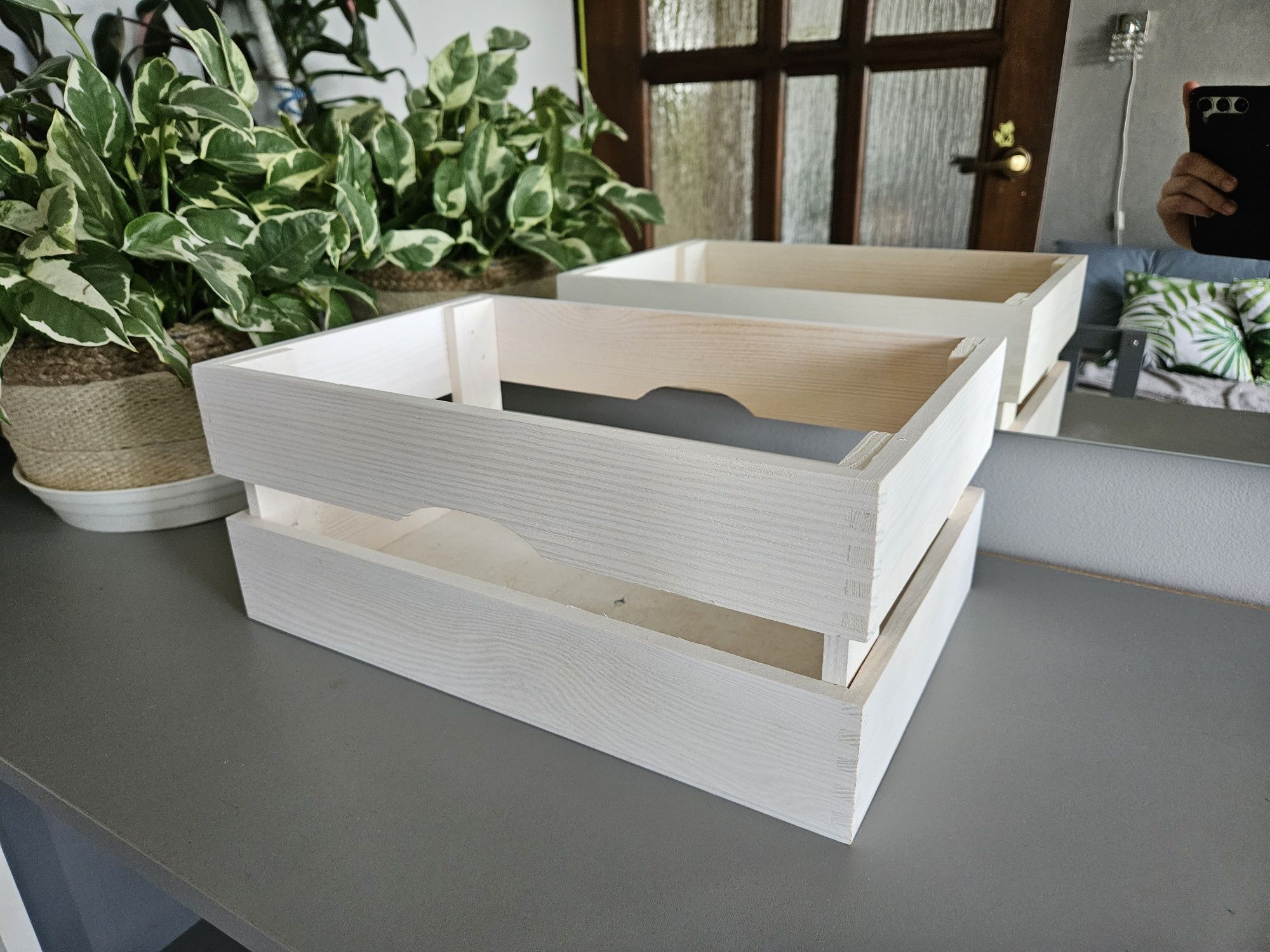 Półka drewniana ozdobna podstawka kwietnik doniczka pudełko jasne
