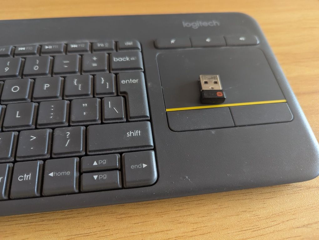 Logitech k400 plus