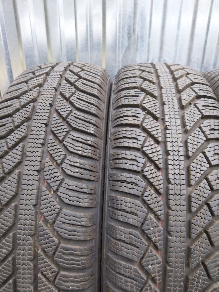 Opony zimowe Semperit MASTER-GRIP 2 165/60R15 77T 2020