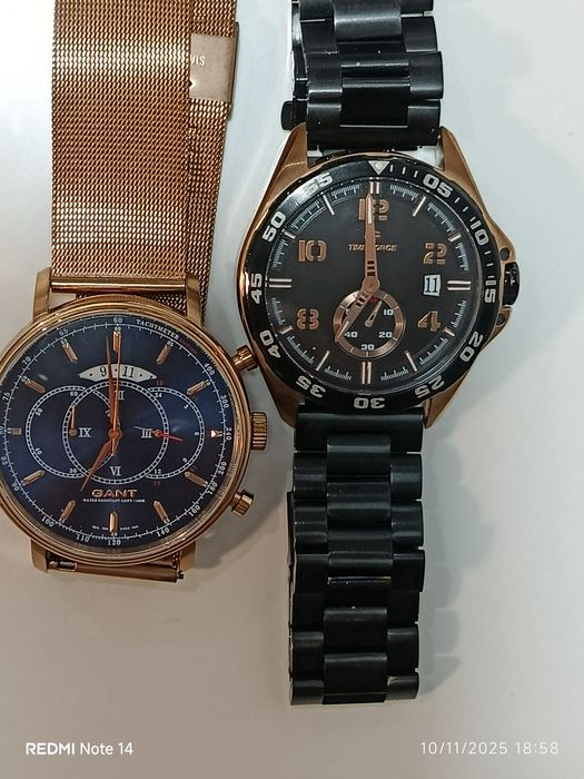 2 relógios quartzo 160€