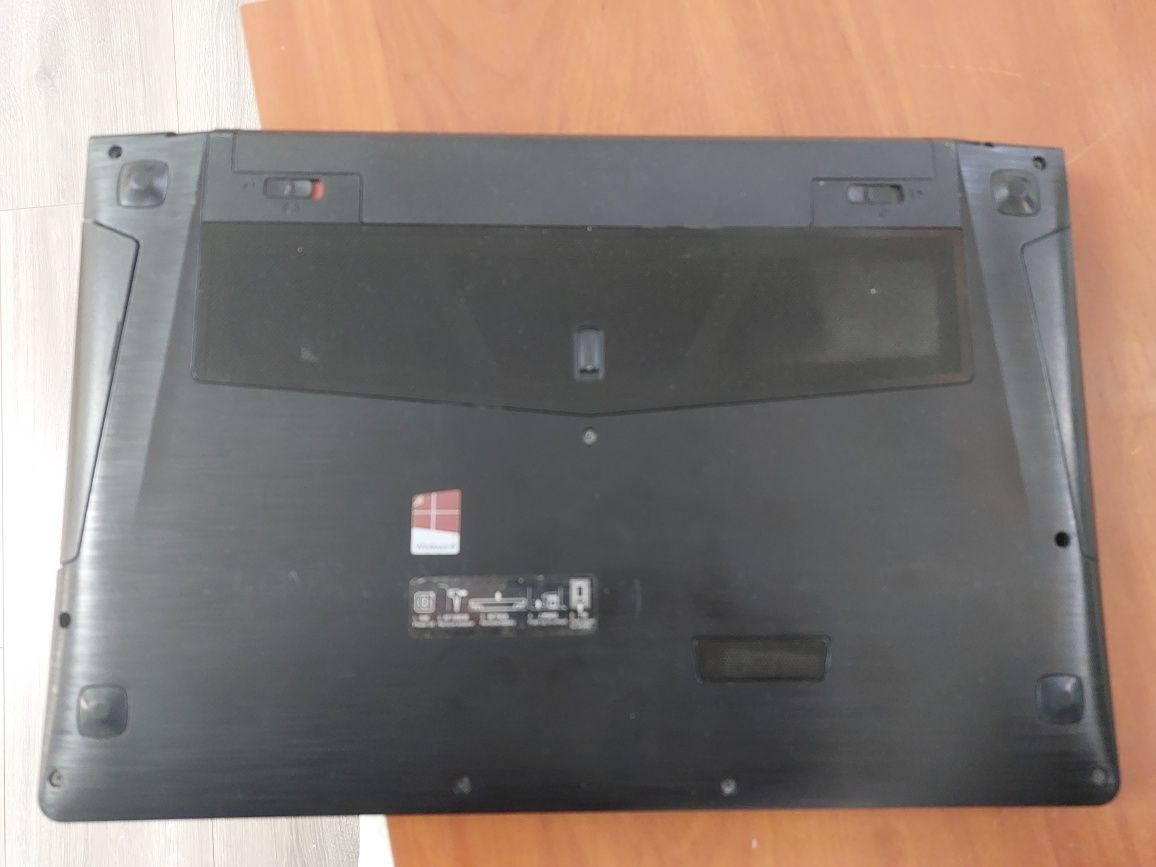 Ноутбук Lenovo y500