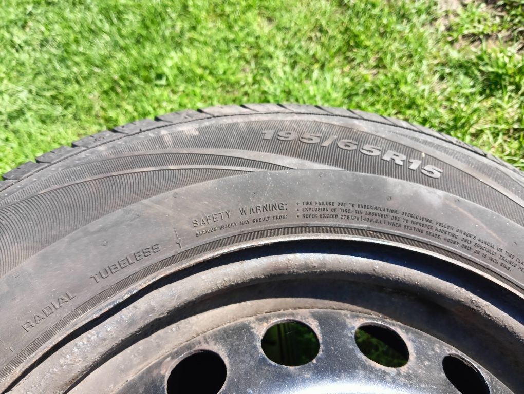 Opony letnie 195/65 r15  z felgami 4x100