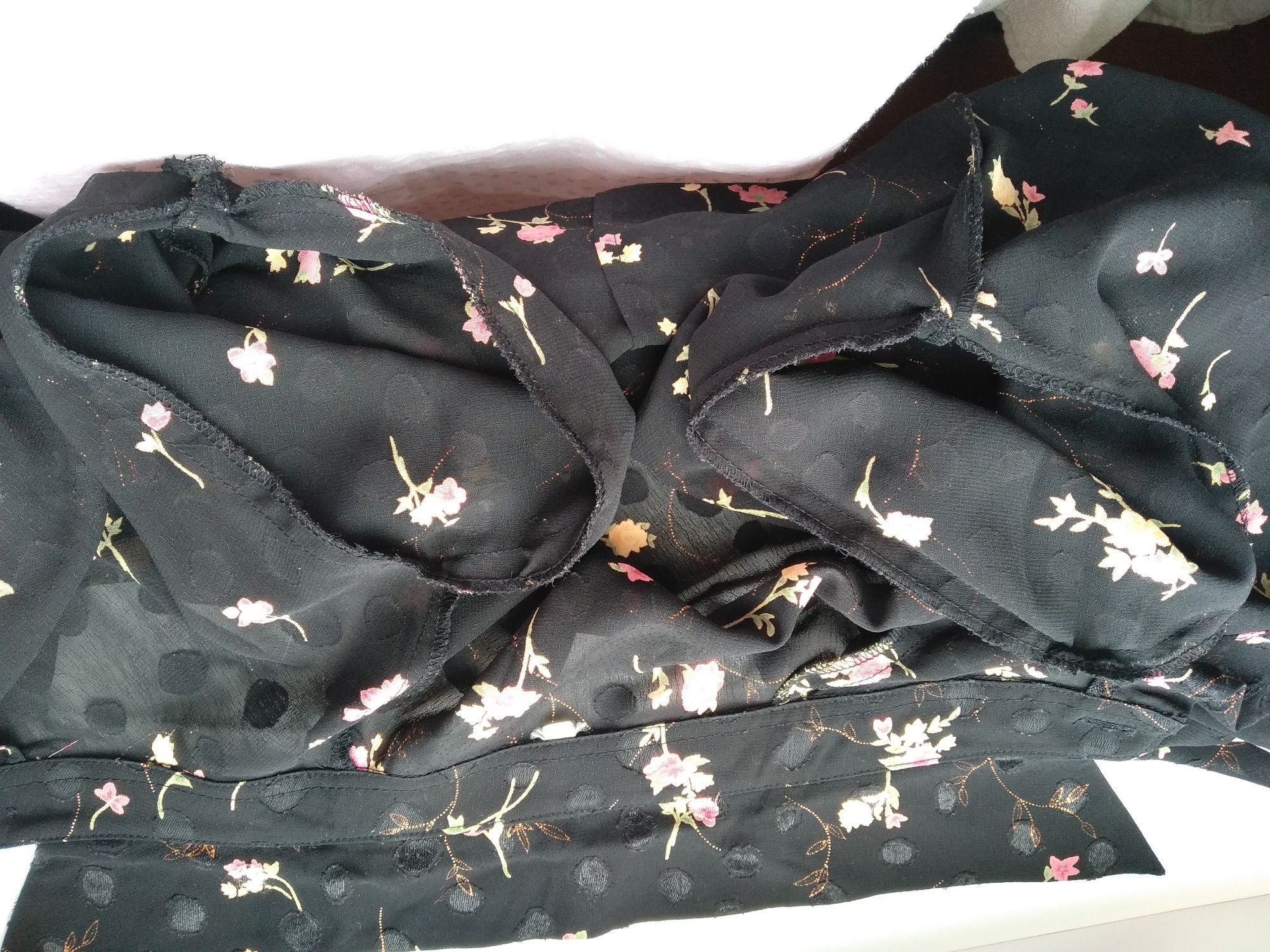 Блуза 44-46 чёрный шифон с розочками подарок женщине
