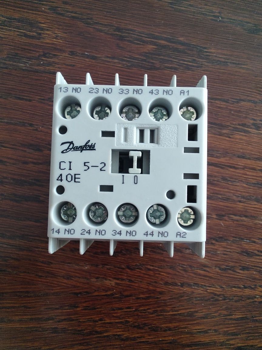 Nowy stycznik Danfoss CI 5-2 40E