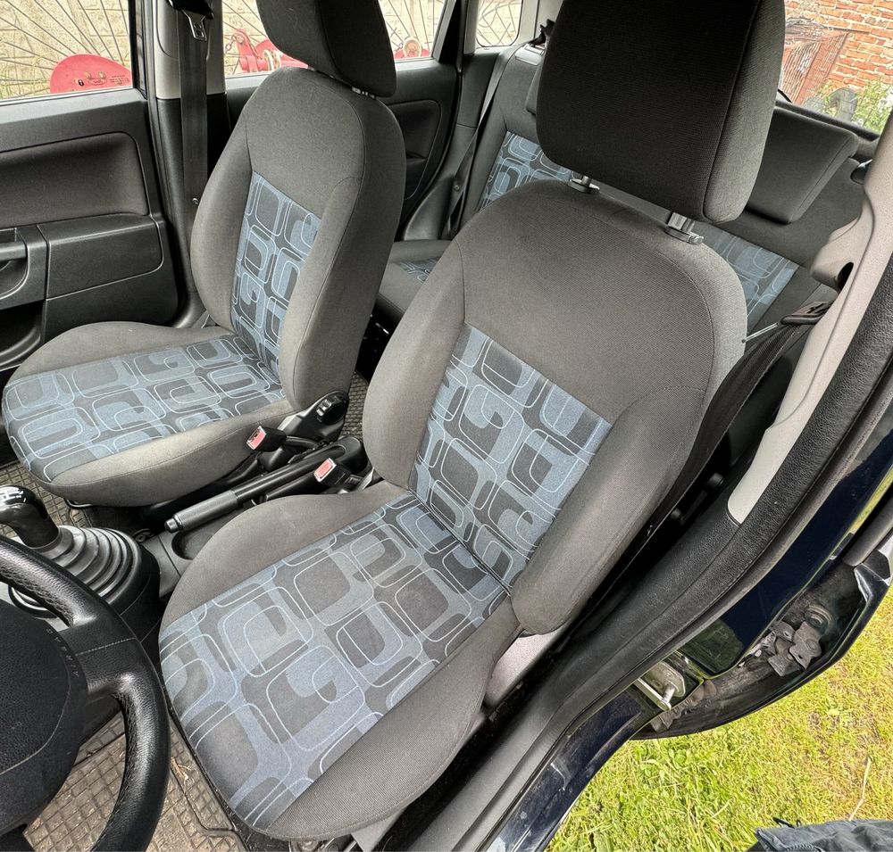 Ford Fiesta MK6 części silnik 1.4 tdci maska koła licznik lampy