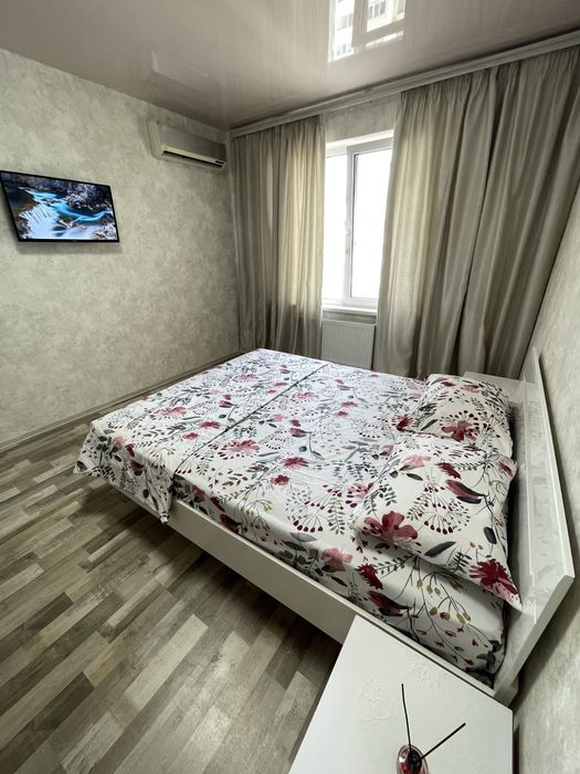 Аренда посуточно квартира Новострой Таирова,Сити Центр,Киевский район