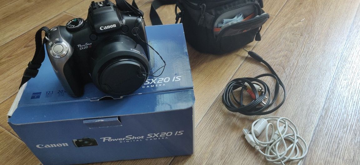 Canon SX20 IX з сумкою