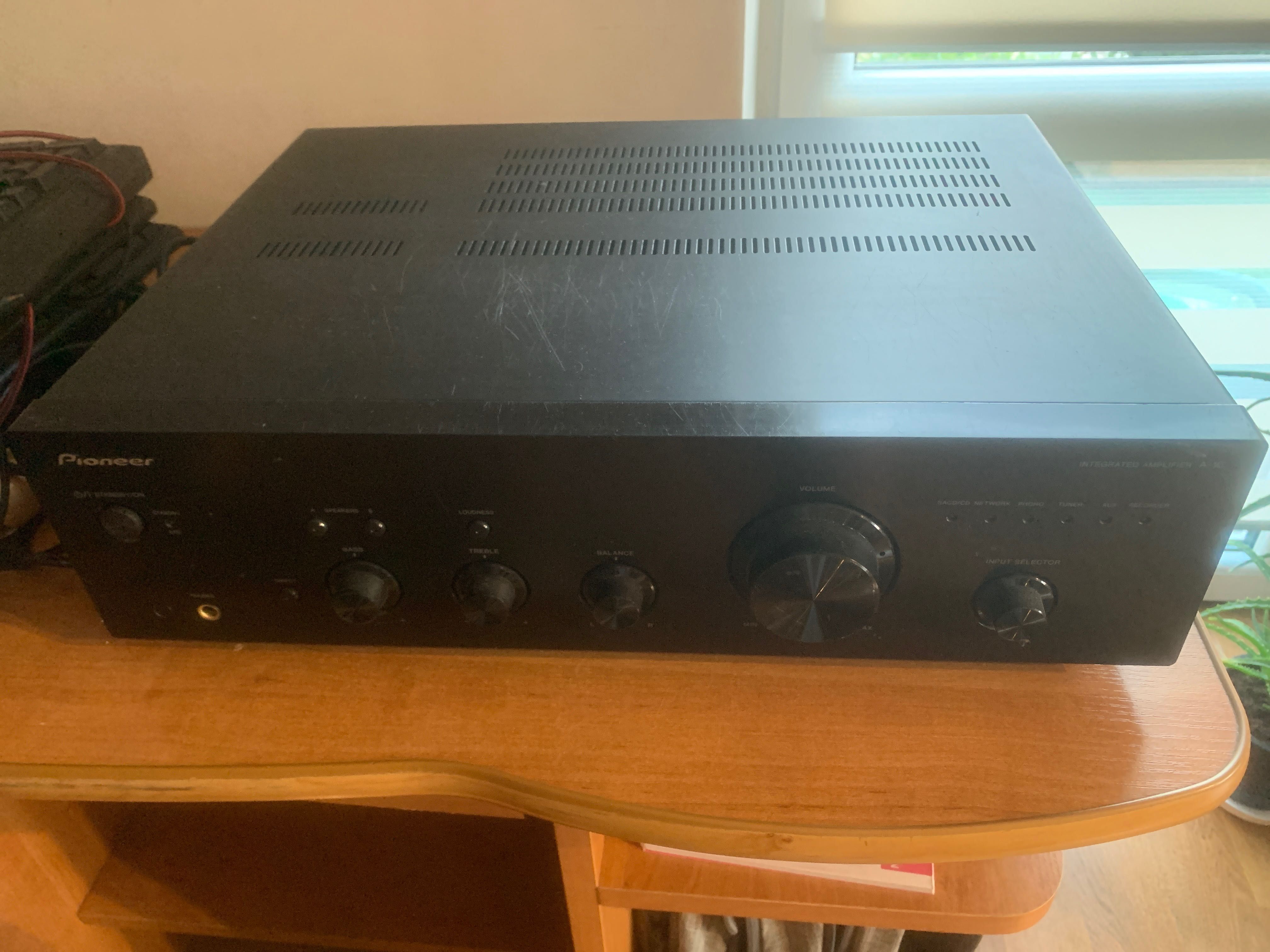 Pioneer amplituner A-10