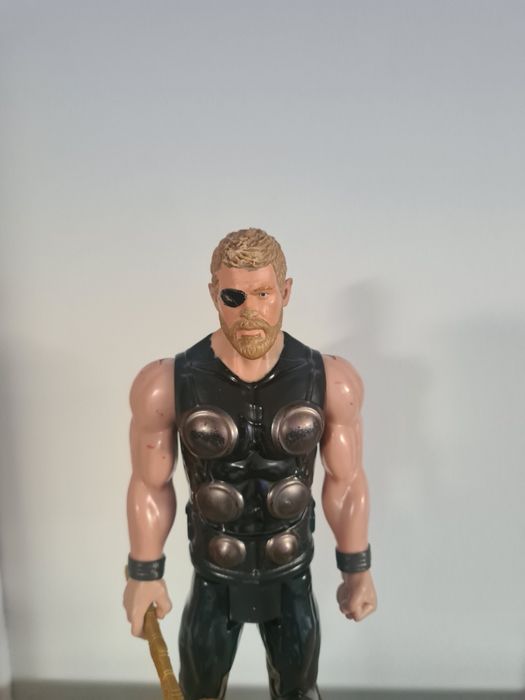 Boneco Thor 29cm