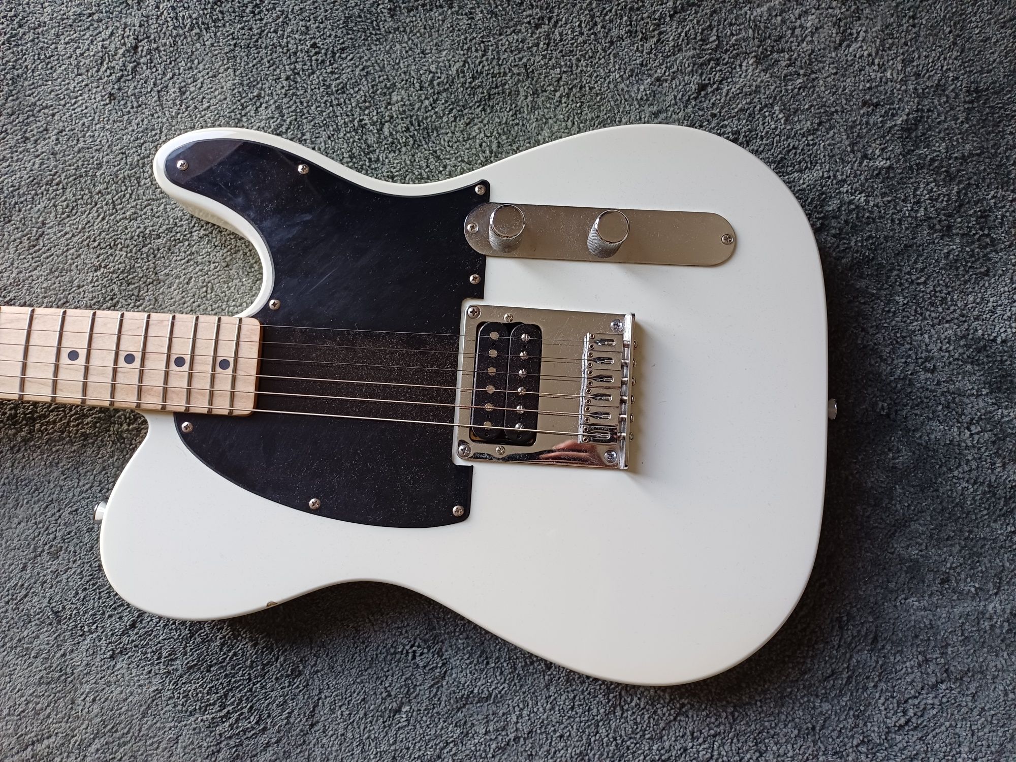 Gitara Elektryczna Squier Sonic Esquire H Arctic White