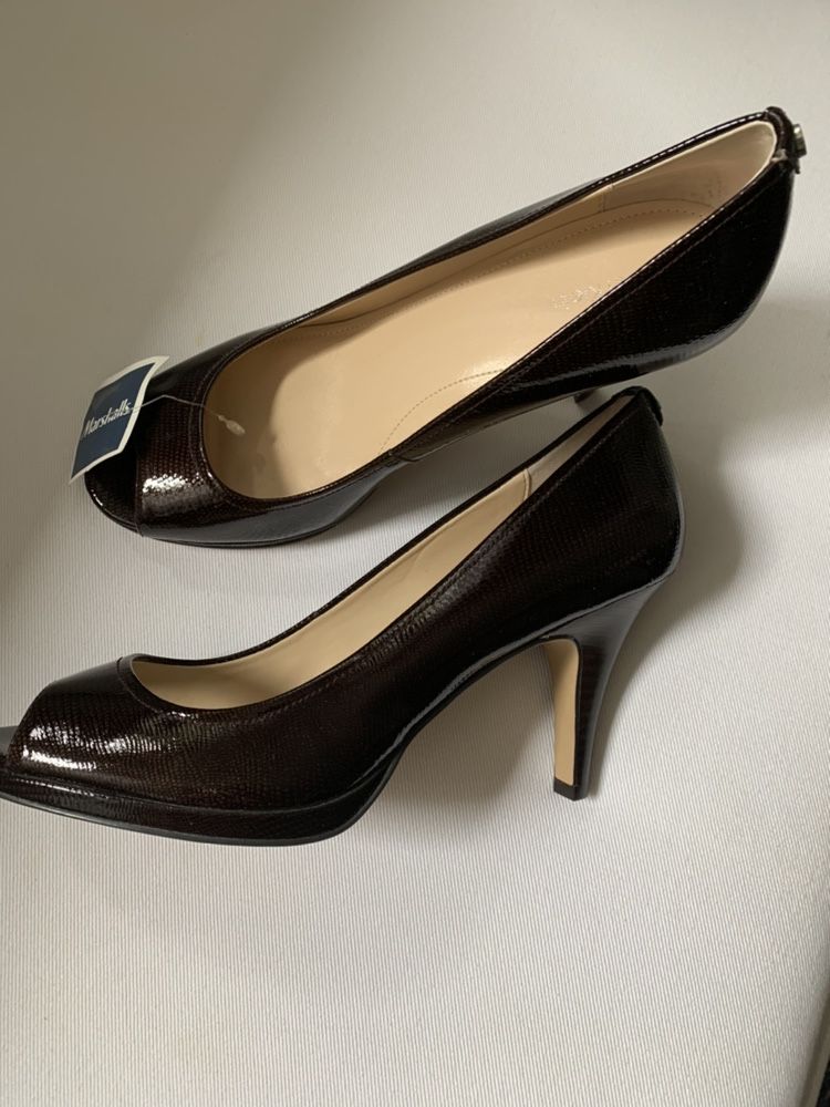 Szpilki lakierki Peep Toe Calvin Klein