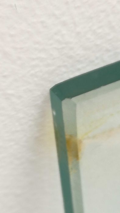 Pequenas prateleiras vidro