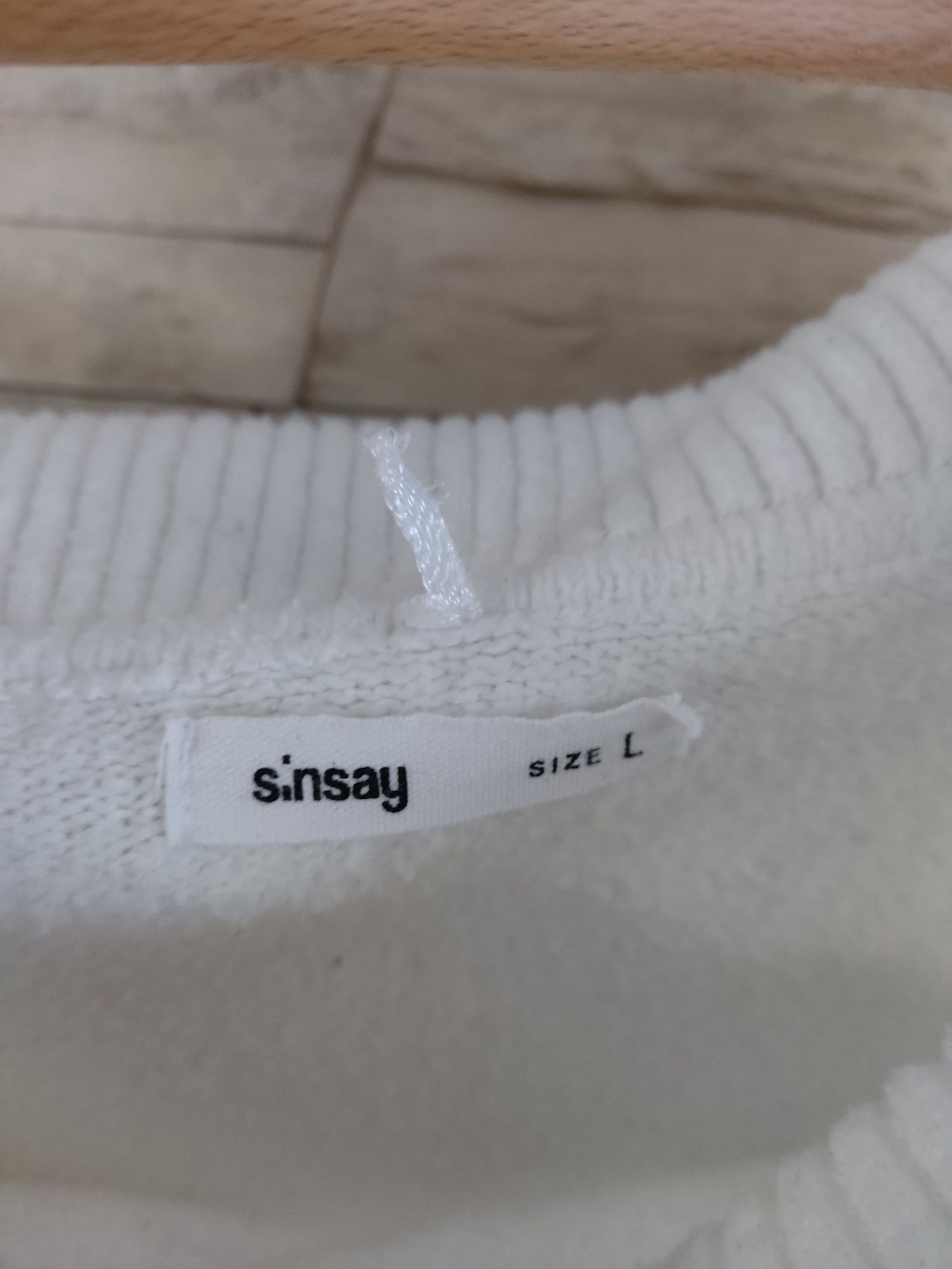 Sweter z odkrytymi ramionami Sinsay r. L