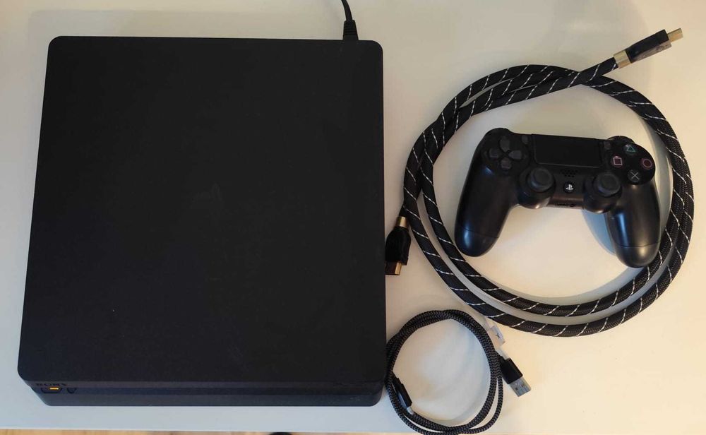 Konsola Playstation 4 Slim 1TB