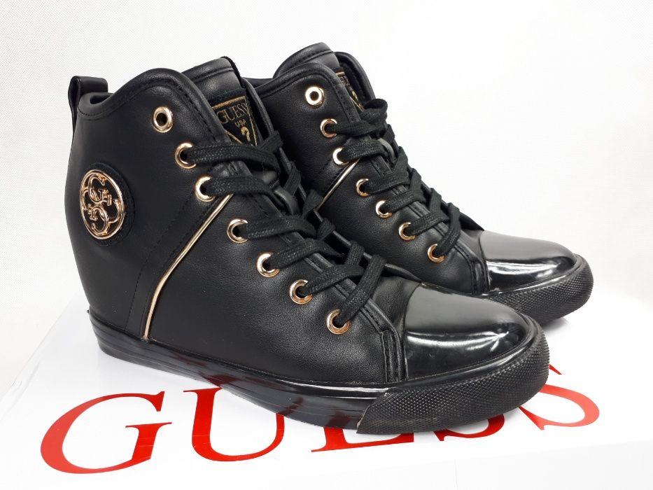 Sneakersy GUESS czarne platforma złote logo botki Z38 oryginalne 37 39