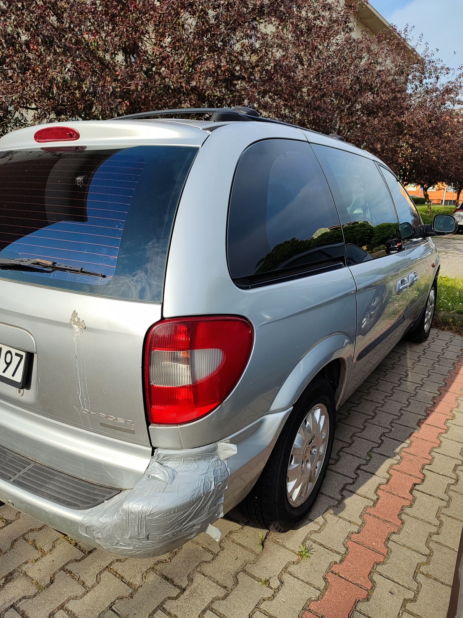 Rezerwacja do niedzieli Chrysler Voyager IV 2.5 CRD. Do końca tygodnia