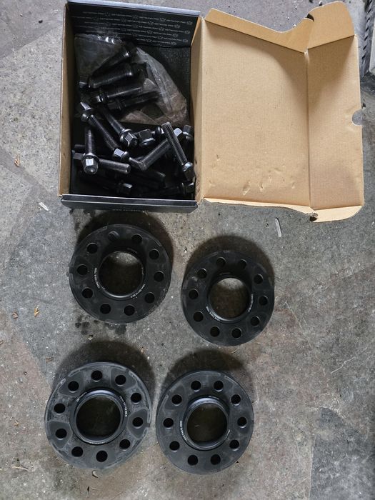 Mercedes w213 dystanse do kół 15 i 13mm zestaw