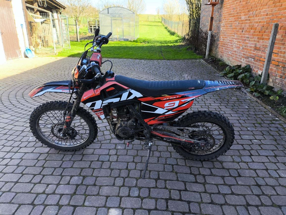 Asix XT97 300ccm