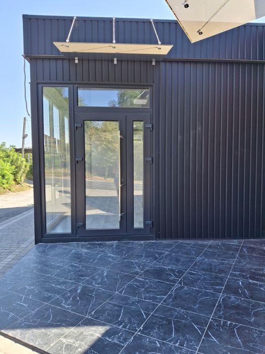 Оренда торгового приміщення по вул.Південно-кільцева  30м2 деталі по т