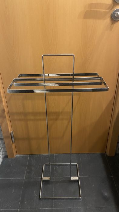 Toalheiro Troy - Loja Area