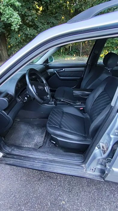 Sprzedam Audi A6C4 2,5TDI 140 kM kombi