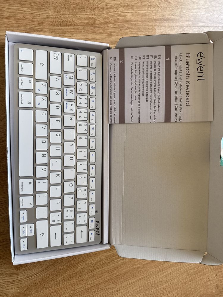 Ewent - Ultra-Slim Bluetooth Keyboard ideal for Tablets