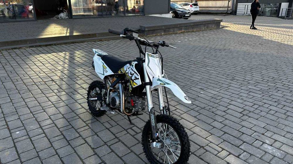 Пітбайк YCF Pilot 125E